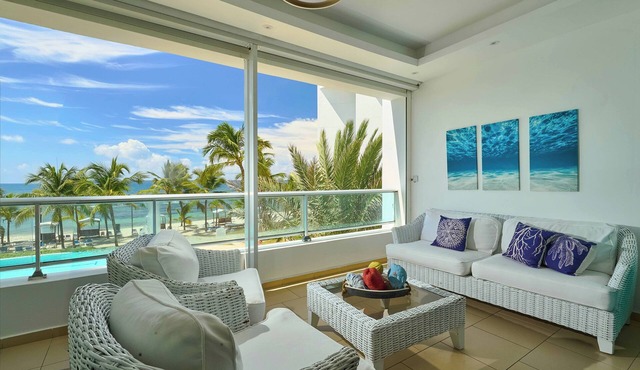 Beachfront | 3BR Full Kitchen Gym Desk