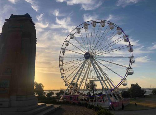 Beachfront & access to all St Kilda has to offer