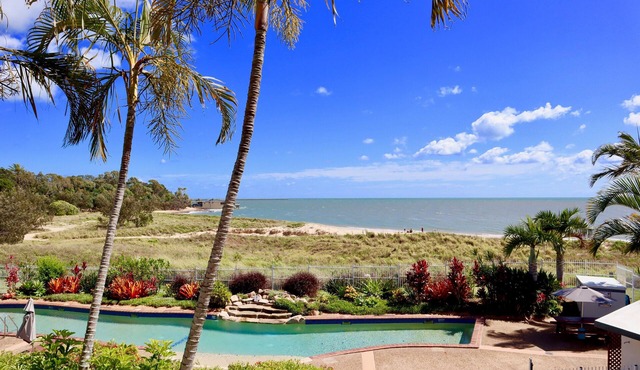 Beachfront and pool views from the balcony 5 min walk to the beach.