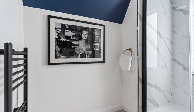 Beachfront Aparthotel, Seaview Penthouse with free parking and WI-FI #9