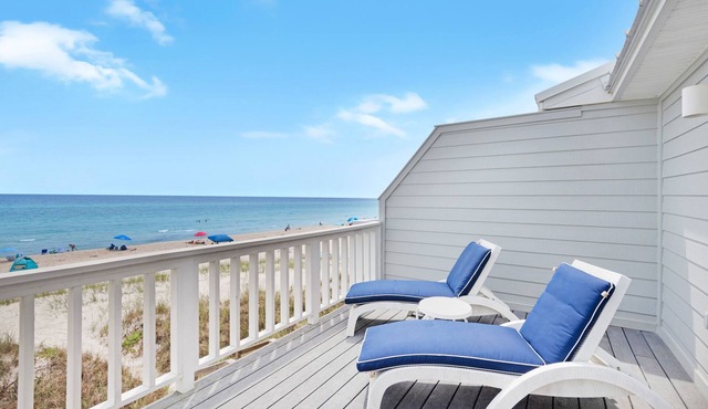 ⭐BeachFront Balcony~Quiet Complex~PRIME Location~SeaRenity at Inlet 2