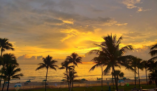 Beachfront Bliss: Relaxation Awaits at Our Seaside Condo