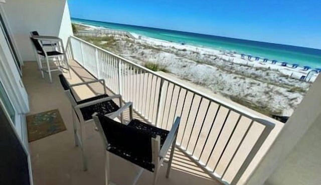 Beachfront Bliss! Gulf Waves at The Palms #201