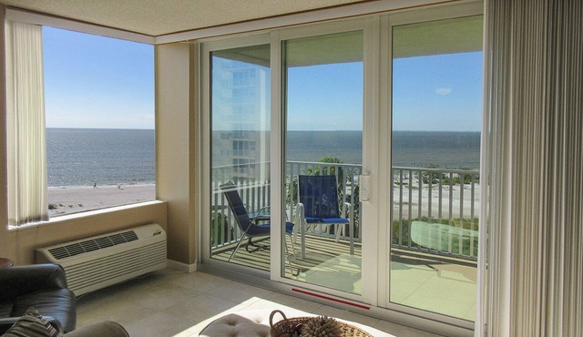 Beachfront Condo At Bargain Price! Resort Heated Pool! Tennis Courts! Million Dollar View!