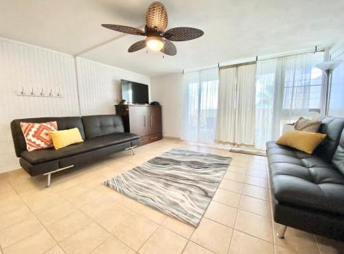 Beachfront Condo with Amazing Views