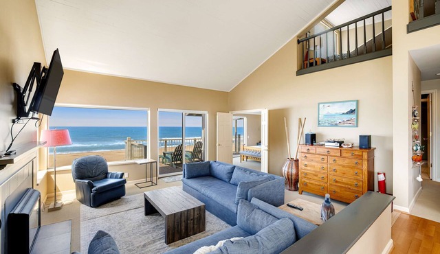 Beachfront Condo with Amazing Ocean View Fireplace Shared Pool and Tennis