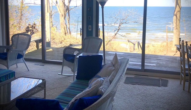 Beachfront Cottage On Lk Mich At Port Sheldon (8 mi. N of Holland)