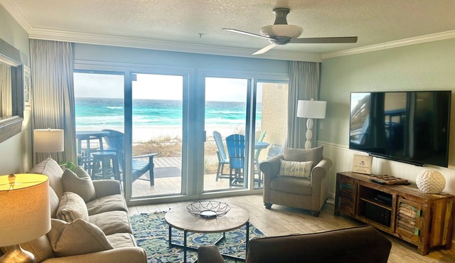 Beachfront @ CRYSTAL SANDS + Paid Beach Service and upgraded