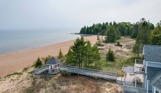 Beachfront De Tour Village Townhome w/Patio!