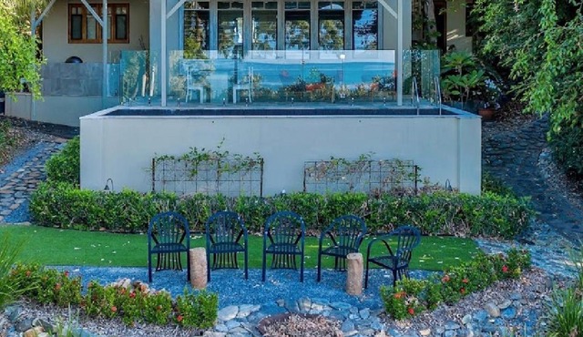 Beachfront Dolphin Cabin