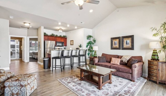 Beachfront Dream Escape Waterfront at Delton Grand