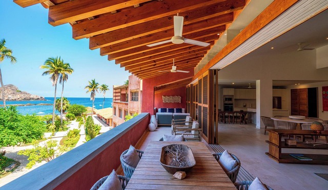 Beachfront escape at El Careyes with Infinity Pool and Amenities (by vrmex.homes)