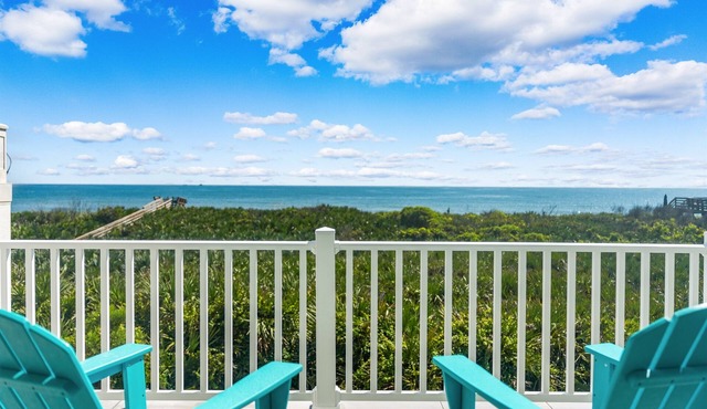 Beachfront Escape w/Elevator, Heated Pool & Spa + Massage Chair