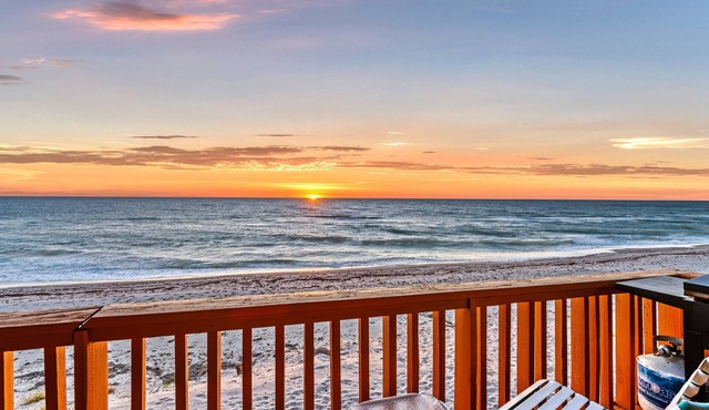 Beachfront Escape with Private Deck, Gulf Views, Resort Pool, Kayaks, and More!