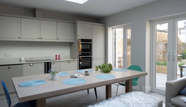 Beachfront Family House + Annexe - Sleeps 10