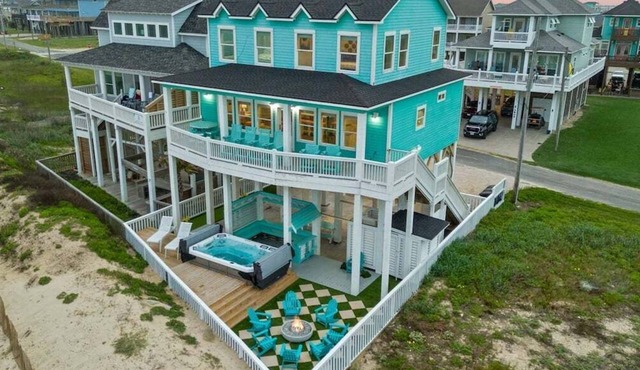 Beachfront + Heated Pool: Fire Pit-Pets
