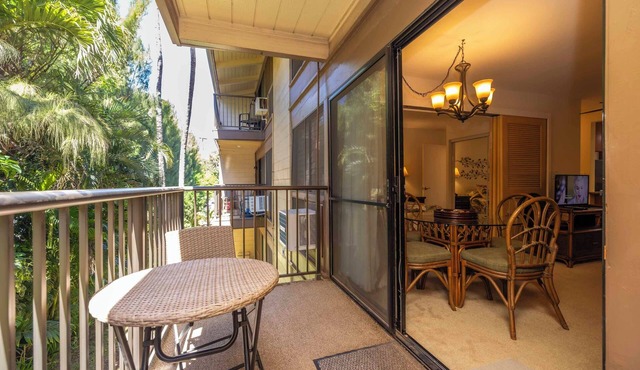 Beachfront HK-B16 - Maui Gardenview Condo in Secluded Resort on Ma'alaea Bay