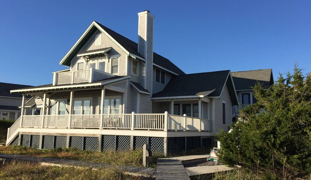 Beachfront Home with Panoramic Views Of Atlantic Ocean