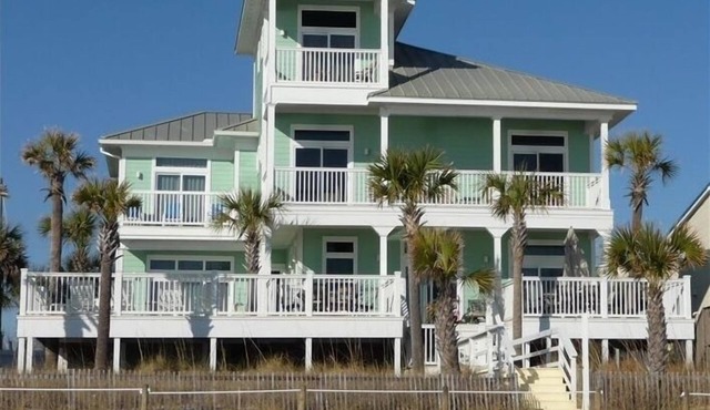 BEACHFRONT HOME W/PRIVATE HEATED POOL/BALCONIES - LAST WEEK OF JULY OPEN