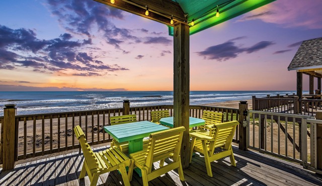 Beachfront | Hot Tub, Game Room, & Lift
