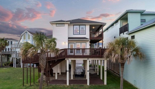 Beachfront | Hot Tub | Sleeps 16