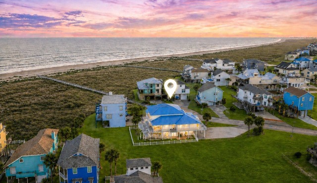 Beachfront/HotTub/Community Pool/Ramp+Fenced Yard