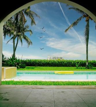 Beachfront house Private beach Pool 6 people