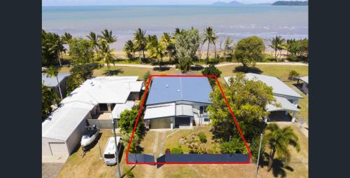 Beachfront in Kurrimine!