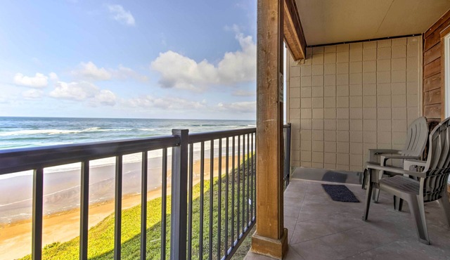 Beachfront Lincoln City Condo-Patio & Pool Access!
