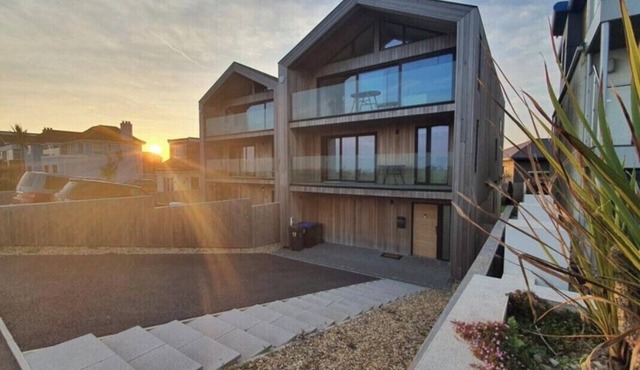 Beachfront luxury modern open plan Townhouse.