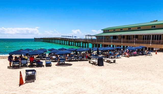 Beachfront Luxurious Paradise - LaPerla - Direct Ocean View in Sunny Isles