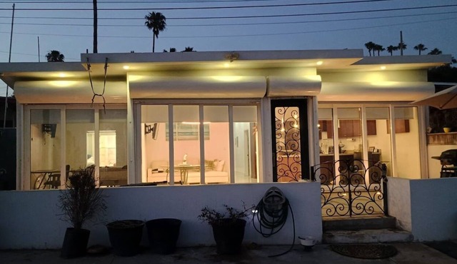 BEACHFRONT NEWLY BUILT 3 BD 2 BA SURFPOINT SWEEPING OCEAN VIEW HOME! NW SWELLS!