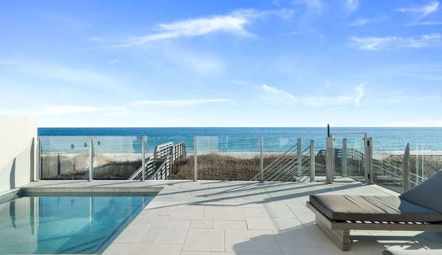 Beachfront Oasis with Private Pool-Casita Bonita at Eleanor Beach