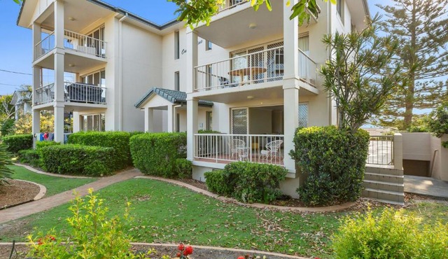 Beachfront On Marine