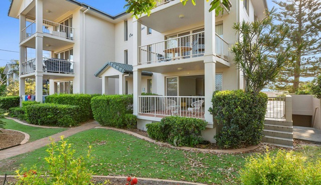 BEACHFRONT ON MARINE