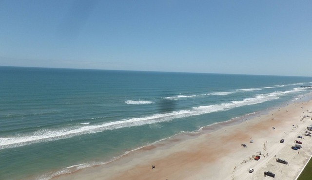 Beachfront Penthouse Condo- 19th floor- Luxury Vacation Rental- Twin Towers