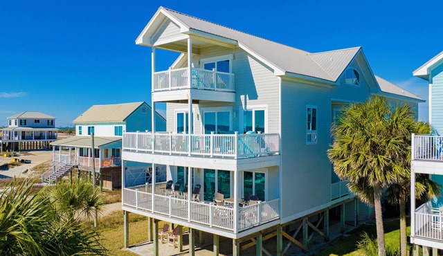 Beachfront | Pet Friendly | Shared Pool, Elevator