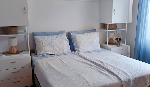 Beachfront, scenic accommodation with incomparable sea views!