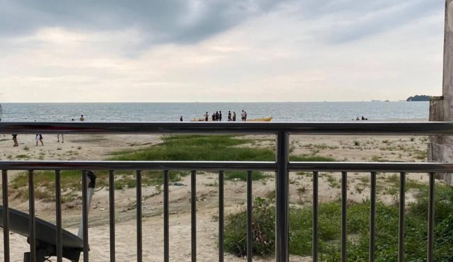 Beachfront Seaview Paradise Lagoon Apartment Port Dickson PD