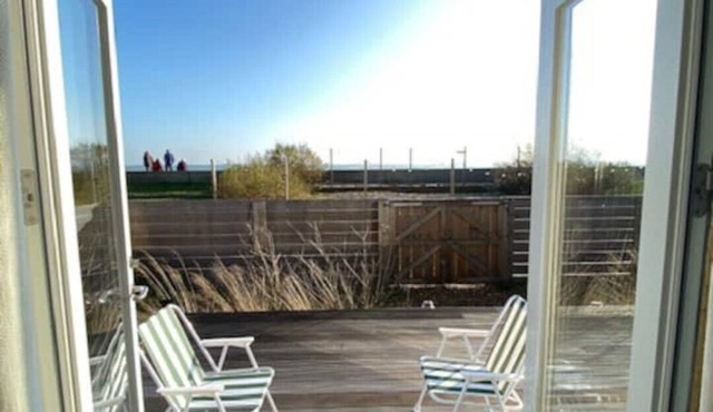 Beachfront Self-contained one Bedroom Annex