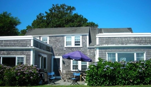 Beachfront Siasconset 5 Bedroom House on Bluff