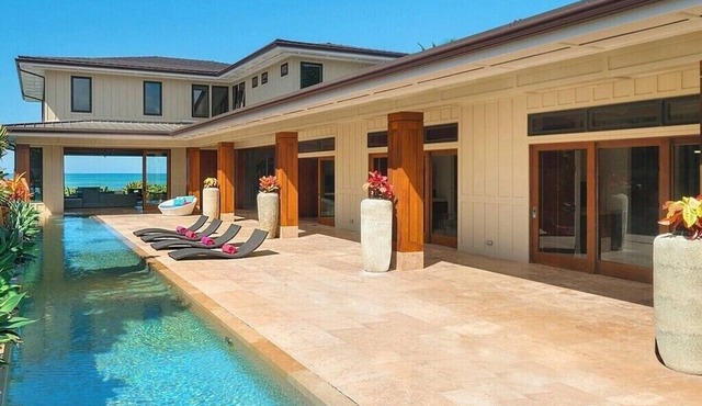 Beachfront Six Bedroom Ultra Modern Villa with 80ft Pool in Kailua