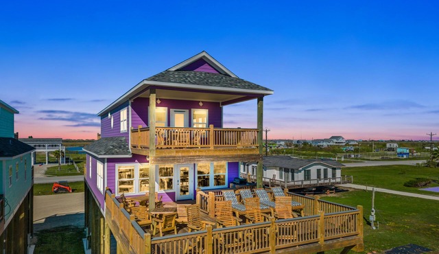 Beachfront | Spacious, Pet-Friendly & Relaxing