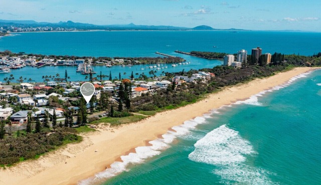 Beachfront styled Apt w pool