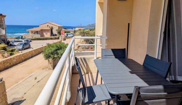 Beachfront T2 apartment