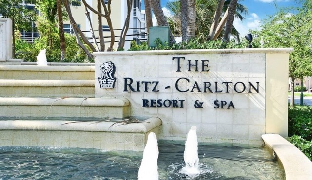 BEACHFRONT - @ the Ritz Carlton 5 Star Resort & Spa - Tennis - Key Biscayne Fl