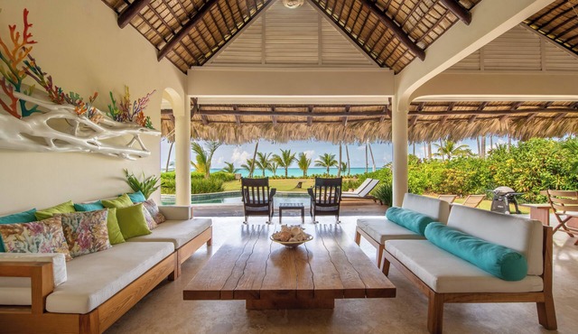 Beachfront Tropical Villa with Private Pool