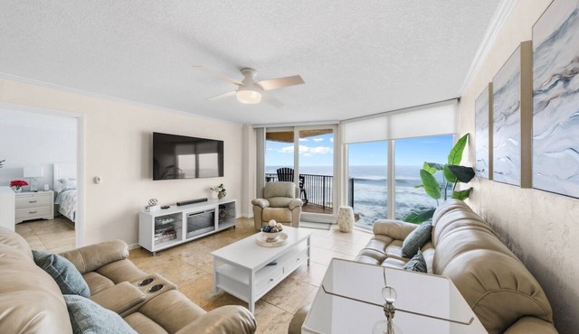 Beachfront Condo*New Owners-Updated Unit*Spectacular Views*Pets*No-drive Beach - 402 Shores Club