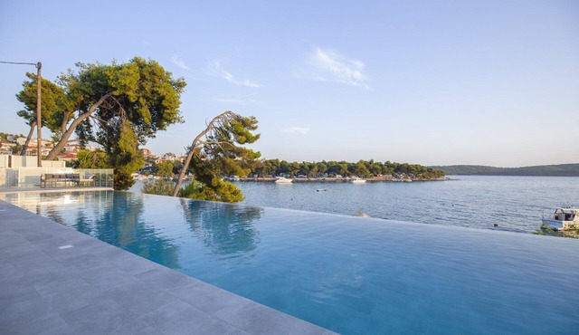 Beachfront Villa Deep Blue with Pool I