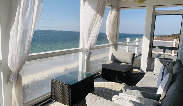 Beachfront Villa - Private Beach with Hot Tub